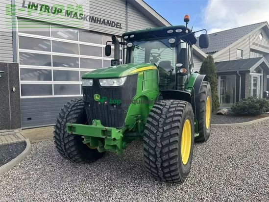 Tractor agrícola - John Deere - 7280r med luftanlæg på.