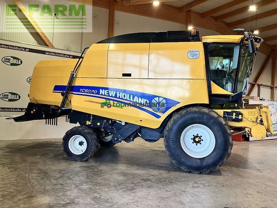 Cosechadora de Cereal - New Holland - tc 5070