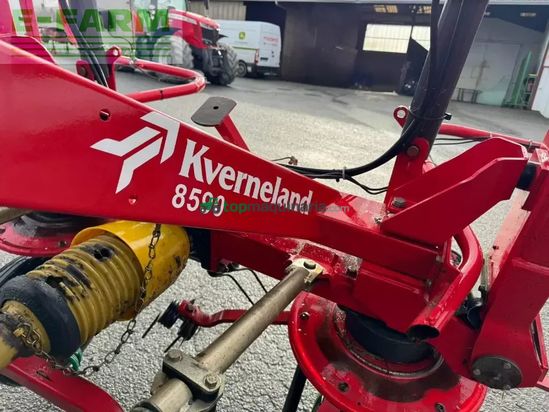 Henificador - Kverneland - 8590