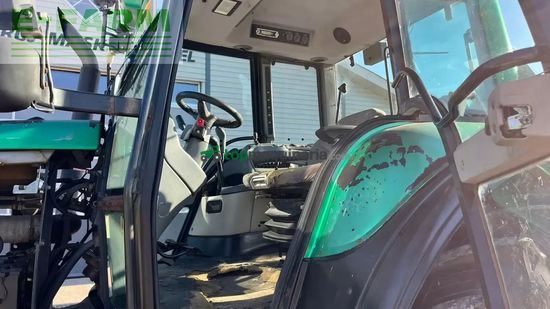 Tractor agrícola - Valtra - t130 med 3.5ton frontlift