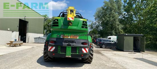 Cosechadora de Cereal - John Deere - 8300