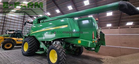 Cosechadora de Cereal - John Deere - t670