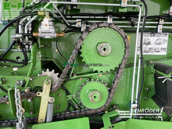 Empacadora gigant - Krone - comprima v 180 xc