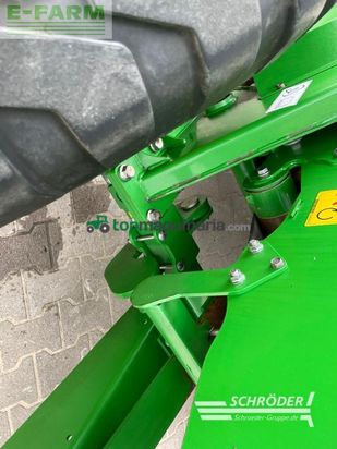 Empacadora gigant - John Deere - v 461 m