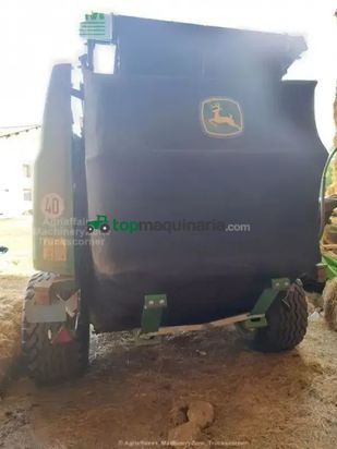 Empacadora gigant - John Deere - 990