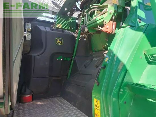 Cosechadora de Cereal - John Deere - 8300