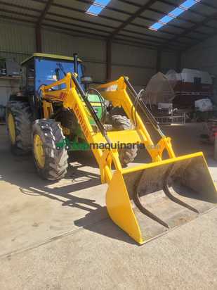 Tractor agrícola - John Deere - 2650 con pala Tenias