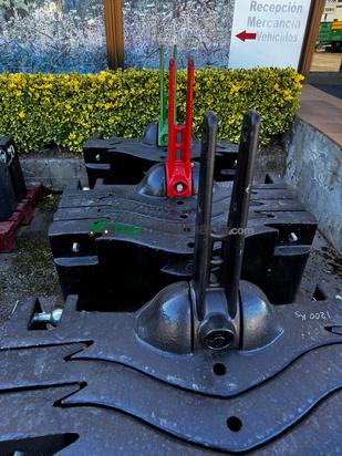 CONTRAPESA TRIPUNTAL DE ACERO FUNDIDO 1.500 KG