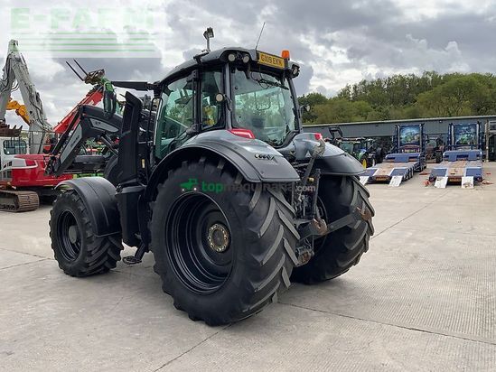 Tractor agrícola - Valtra - t254 versu unlimited tractor (st27246)