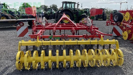 Cultivador - Pöttinger - synkro 3030 nova