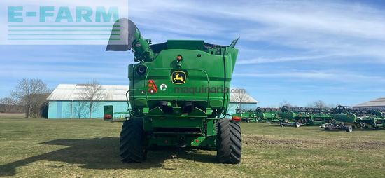 Cosechadora de Cereal - John Deere - S690