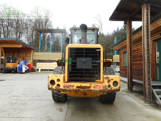 Minicargadora - Hyundai - hl740-7 mit hochkippschaufel u. volvo sw