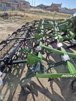 CULTIVADOR SEMICHISEL DE 31 BRAZOS ELASTOMEROS 35X35 EN 3 FILAS