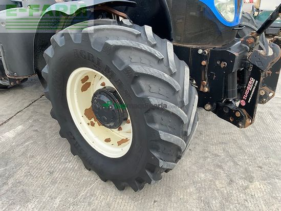 Tractor agrícola - New Holland - t7.210 tractor (st26606)