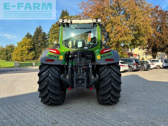 Tractor agrícola -  - 516 vario
