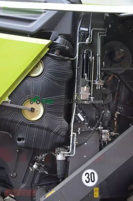 Cosechadora de Cereal - Claas - trion 740 terra trac