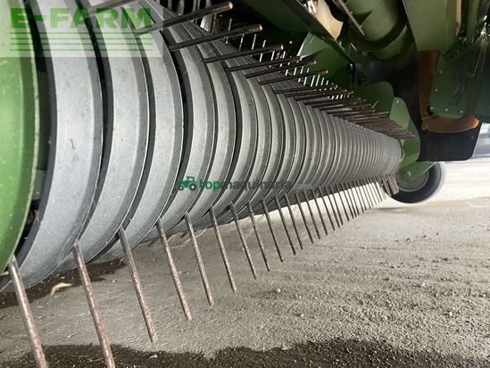 Empacadora gigant - Krone - 1270 xc mit prechop vorbauhäcksle
