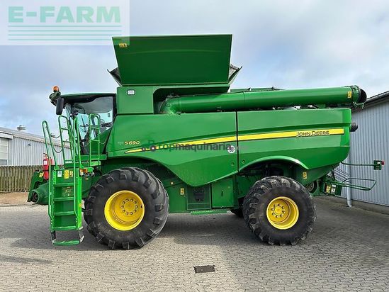 Cosechadora de Cereal - John Deere - s690
