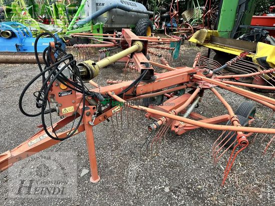 Rastrillo - Kverneland - taarup 9065 s
