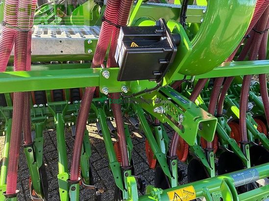 Cultivador - Amazone - kg 3001 spezial +centaya 3000