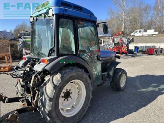 Tractor agrícola - New Holland - tn-v 75