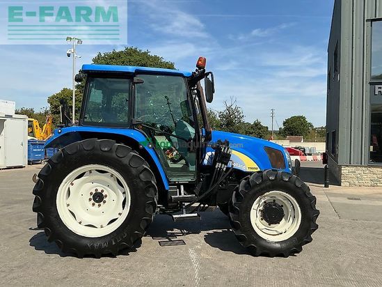 Tractor agrícola - New Holland - t5050 tractor (st27259)