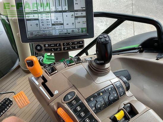 Tractor agrícola - John Deere - 6215r tractor (st26572)