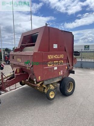 Empacadora gigant - New Holland - 658