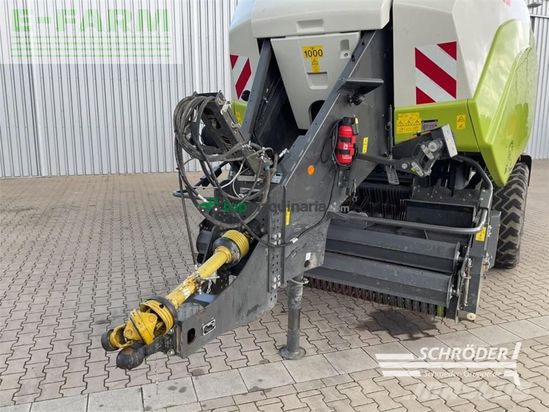 Empacadora gigant - Claas - quadrant 5300 rf
