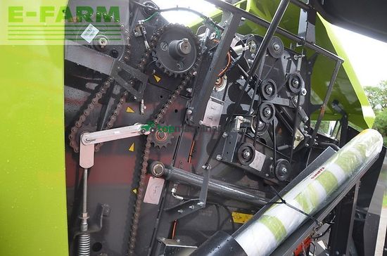 Empacadora gigant - Claas - rollant 520 rc