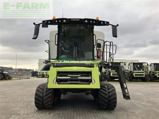 Cosechadora de Cereal - Claas - trion 750 terra trac