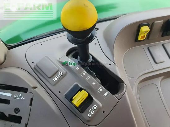 Tractor agrícola - John Deere - 5100 m