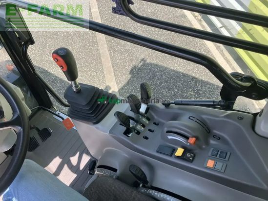 Tractor agrícola - Claas - nexos 220 s