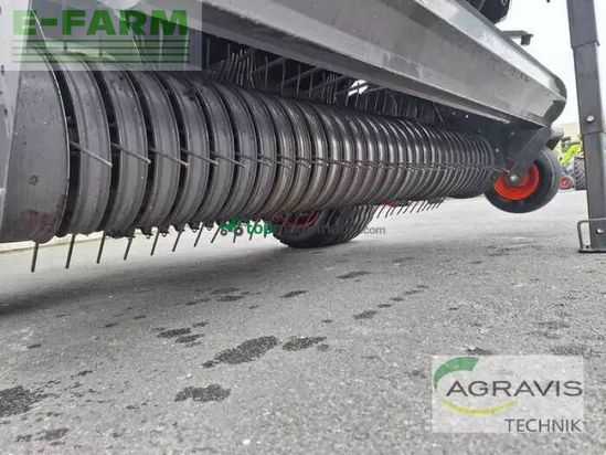 Empacadora gigant - Claas - variant 380 rc