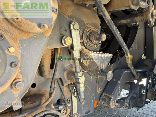 Empacadora gigant - Massey Ferguson - mf 2170 tc