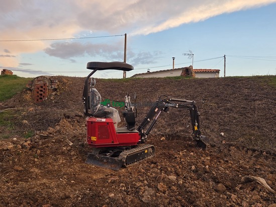 Miniexcavadora - HAÜSER XR10 1T.
