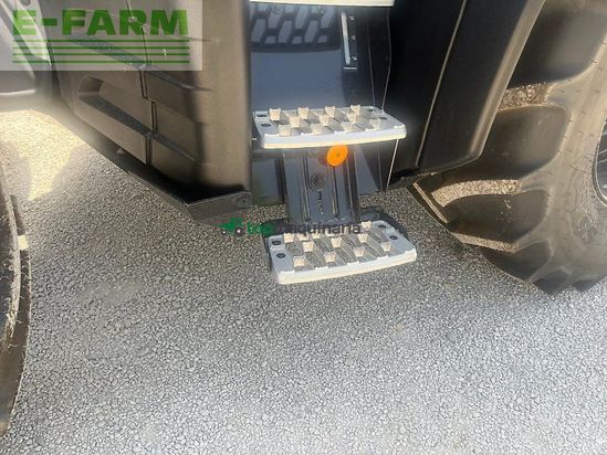 Tractor agrícola - Valtra - n 175 d forst mit rüfa und forstkabine