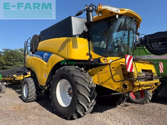 Cosechadora de Cereal - New Holland - cr 9070