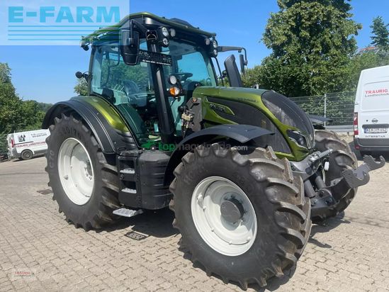 Tractor agrícola - Valtra - n 155a mit rüfa und fk