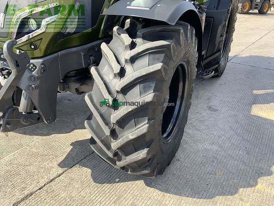 Tractor agrícola - Valtra - t175 versu telehandler (st24299) Versu