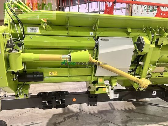 Cabezal - Claas - v 620 mit wagen