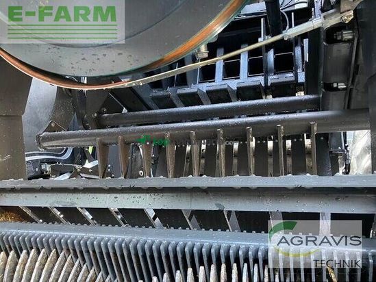 Empacadora gigant - Claas - quadrant 5300 fc t