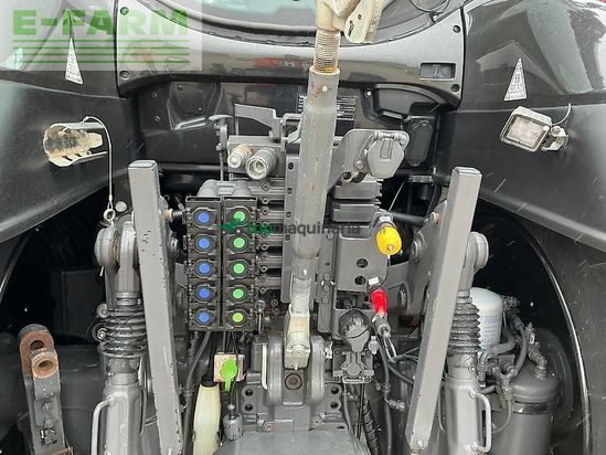 Tractor agrícola - Valtra - t175 versu tractor (st27583)
