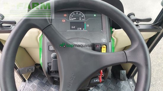 Tractor agrícola - John Deere - 1026R