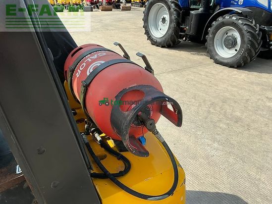 Elevadora - JCB - 25g teletruk gas forklift (st26616)