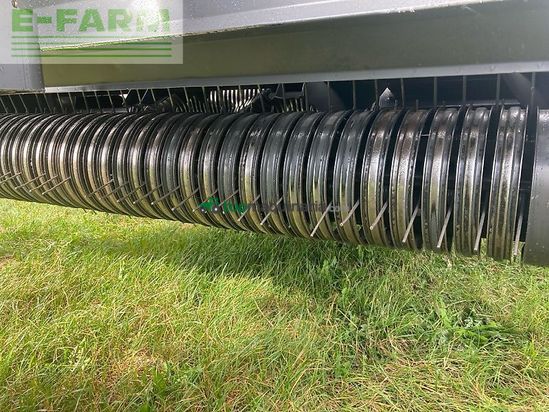 Empacadora gigant - Claas - quadrant 5200 fc tandem