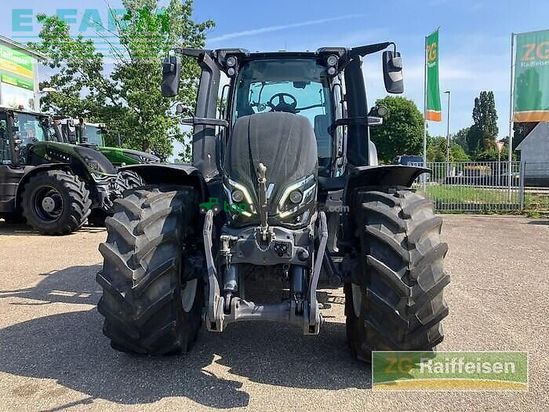 Tractor agrícola - Valtra - q245