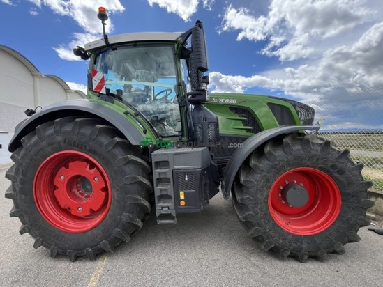 Tractor agrícola FENDT 826 VARIO S4 PROFI+