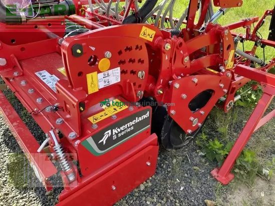 Sembradora - Kverneland - e-drill compact