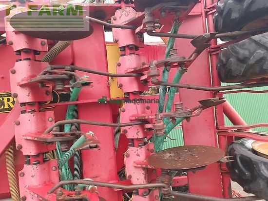 Sembradora - Väderstad - rapid 600 p - ersatzteilspender